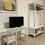 Centre - With Private Balcony Or Terrace Palermo