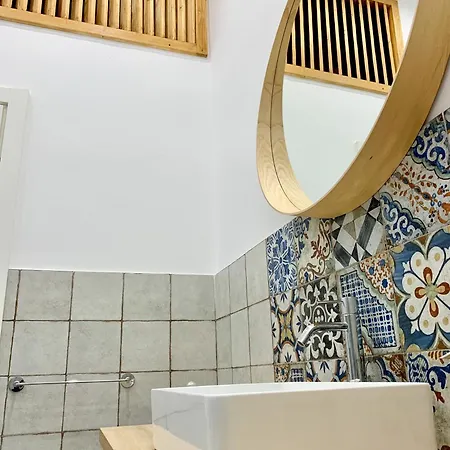 Balcony & Terrace Near Attractions Apartment Palermo