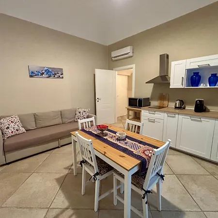 דירה Centre - With Private Balcony Or Terrace *