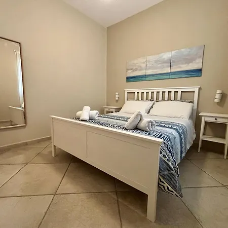 Centre - With Private Balcony Or Terrace דירה פלרמו