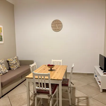 דירה Centre - With Private Balcony Or Terrace